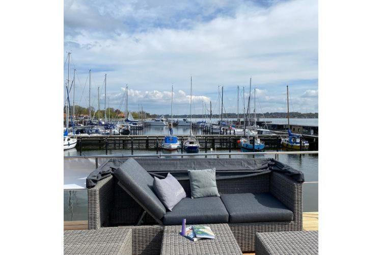 Hausboot Fjord Ankerplatz Mit Biosauna In ชลีสวิก ภายนอก รูปภาพ